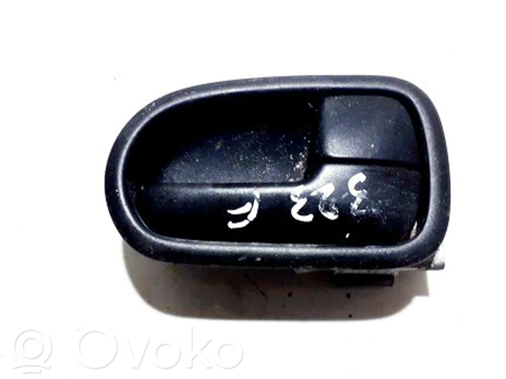 Mazda 323 F Maniglia interna per portiera posteriore 