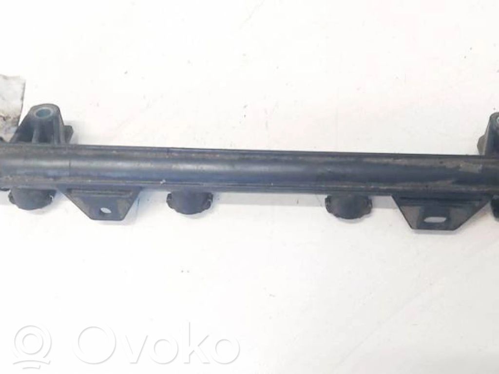 Seat Cordoba (6L) Listwa wtryskowa 