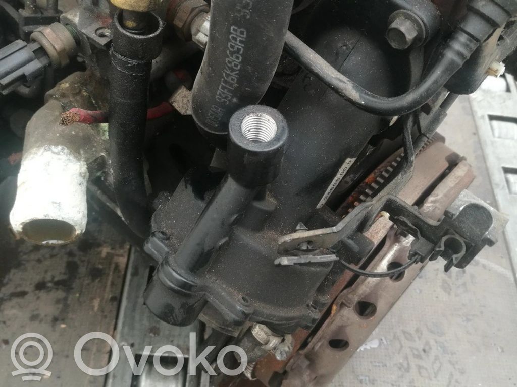 Ford Mondeo MK II Vacuum pump 