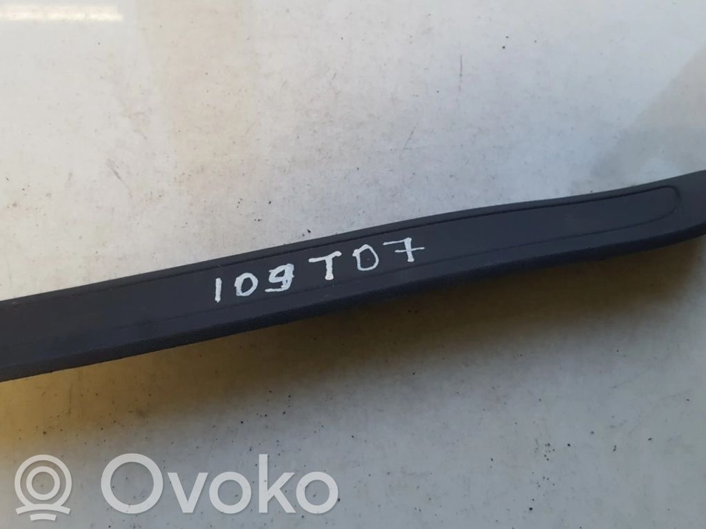 Toyota Auris 150 Altra parte interiore