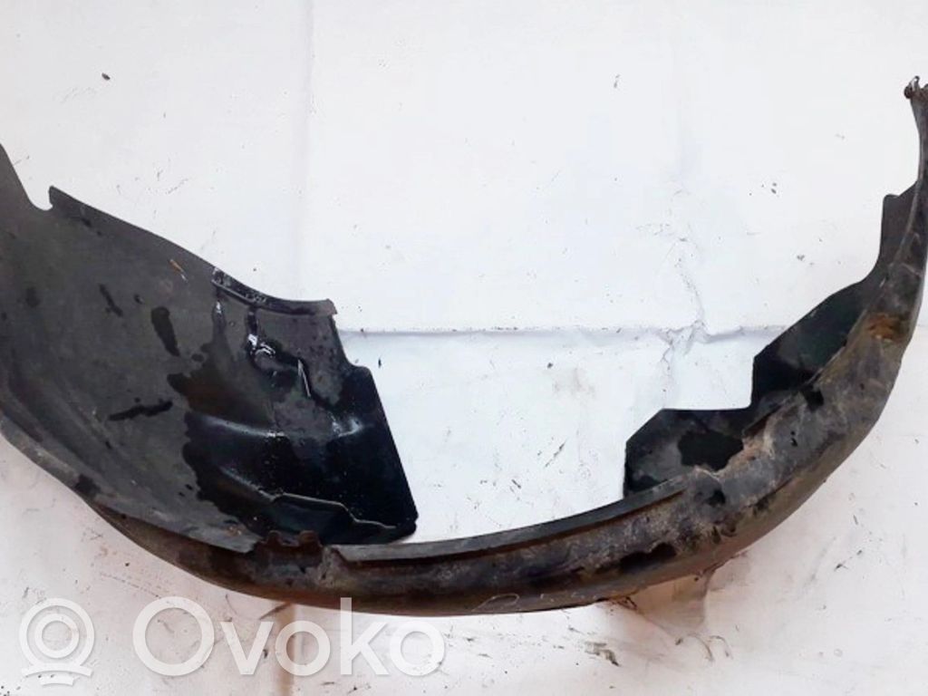 Ford Mondeo MK II Nadkole przednie 