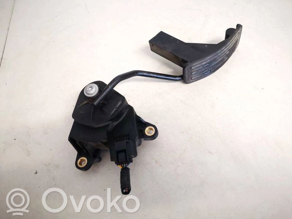 Nissan Qashqai Pedał gazu / przyspieszenia 