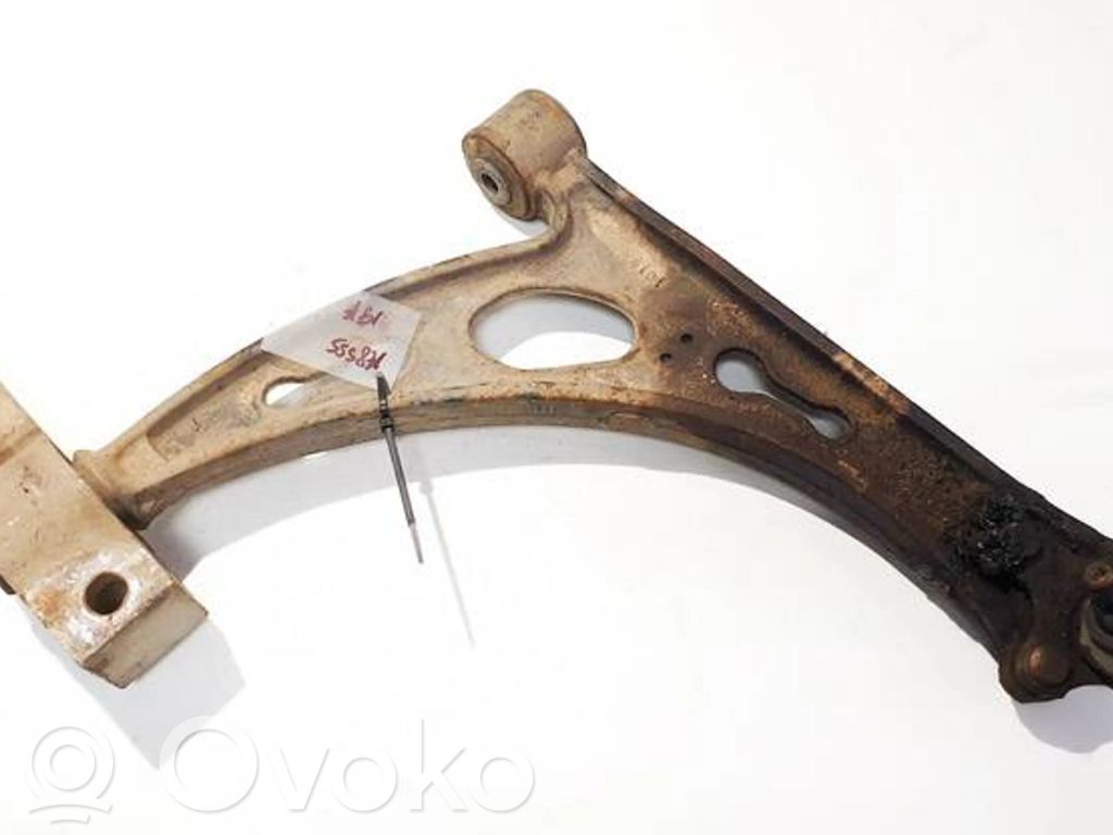 Skoda Octavia Mk2 (1Z) Braccio di controllo sospensione anteriore inferiore/braccio oscillante