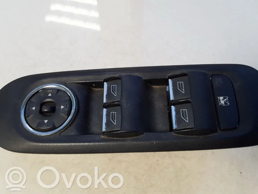 Ford Mondeo MK IV Interruttore di controllo dell’alzacristalli elettrico