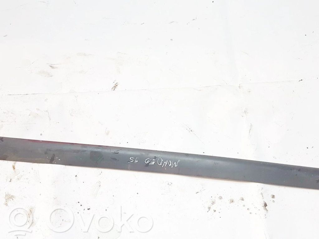 Ford Mondeo MK I Listwa drzwi tylnych 