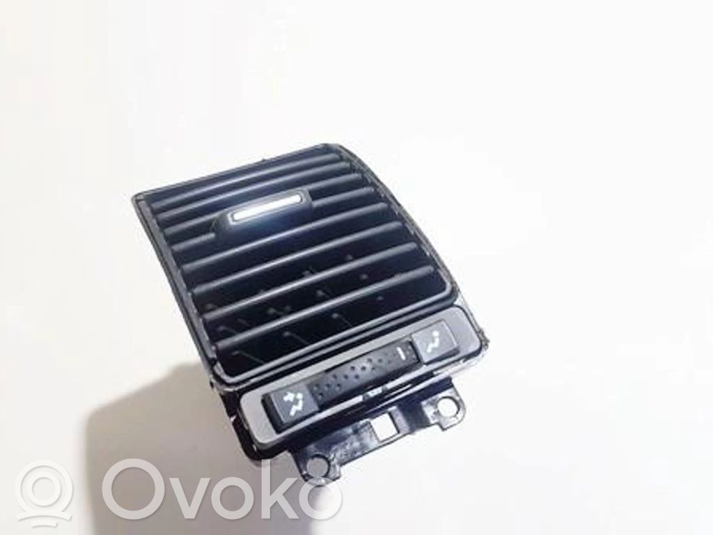 Renault Laguna II Rejilla de ventilación central del panel 