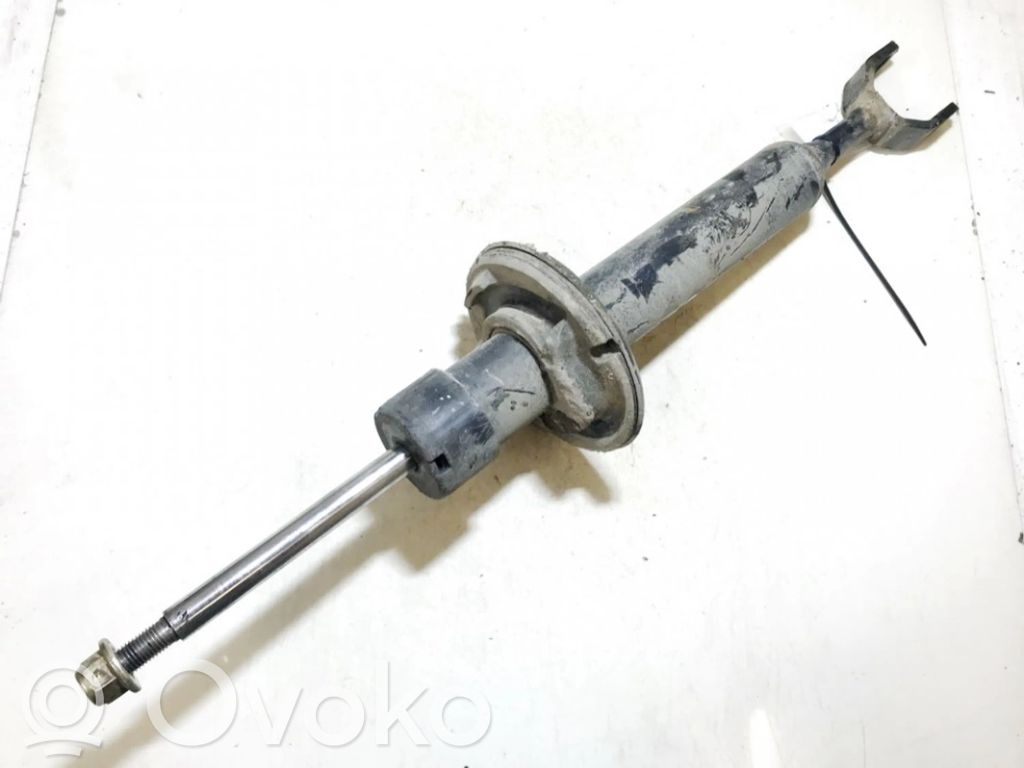 Volkswagen PASSAT B5 Etuiskunvaimennin 