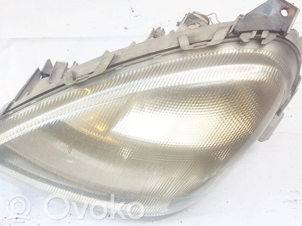 Mercedes-Benz A W168 Lampa przednia 