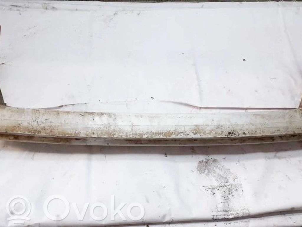 Belka tylna