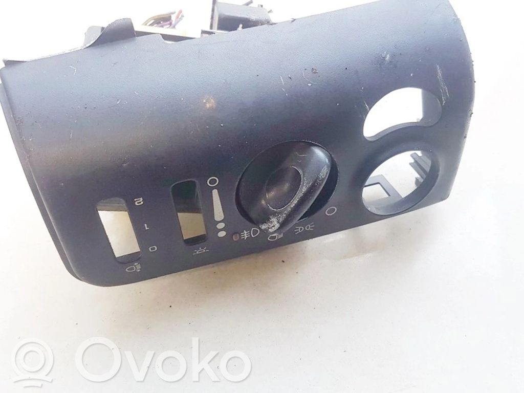 Chrysler Voyager Light switch 