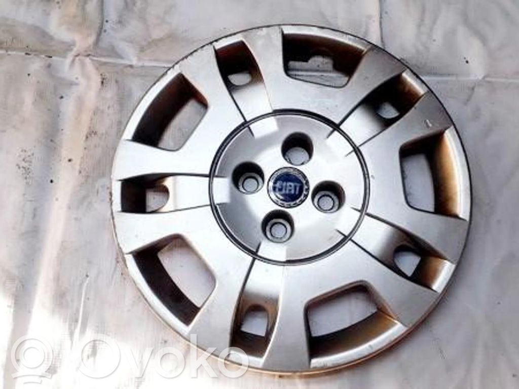 Fiat Idea R15-pölykapseli 