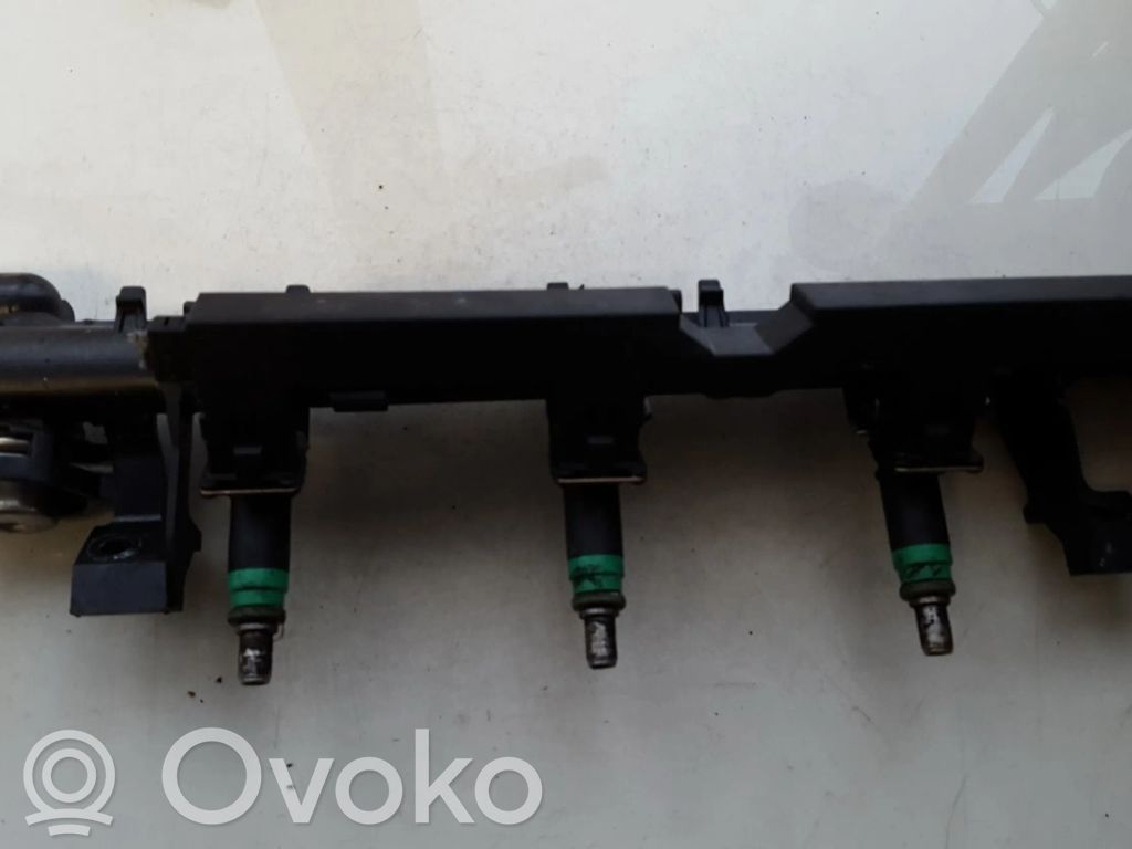 Ford Focus Rampă alimentare injectoare 