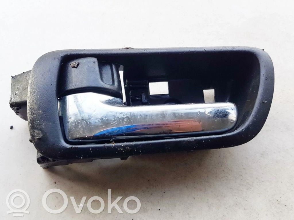 Manecilla interna puerta trasera   692060F010,692060F010,692060F010,692060F010