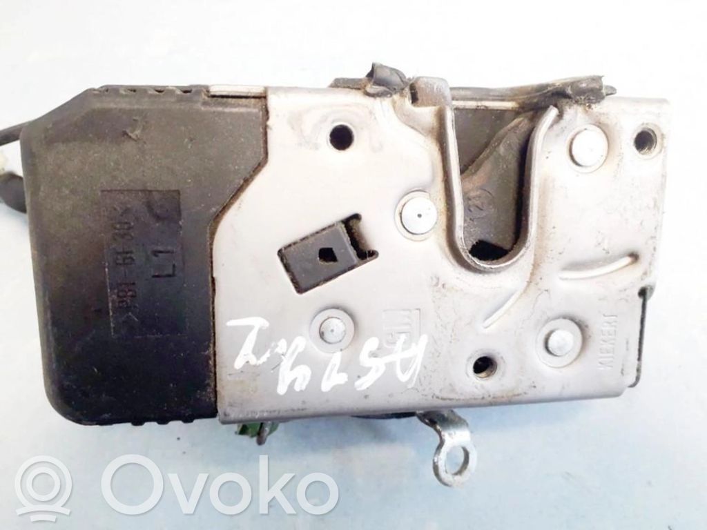 Opel Vectra B Priekinė durų spyna 