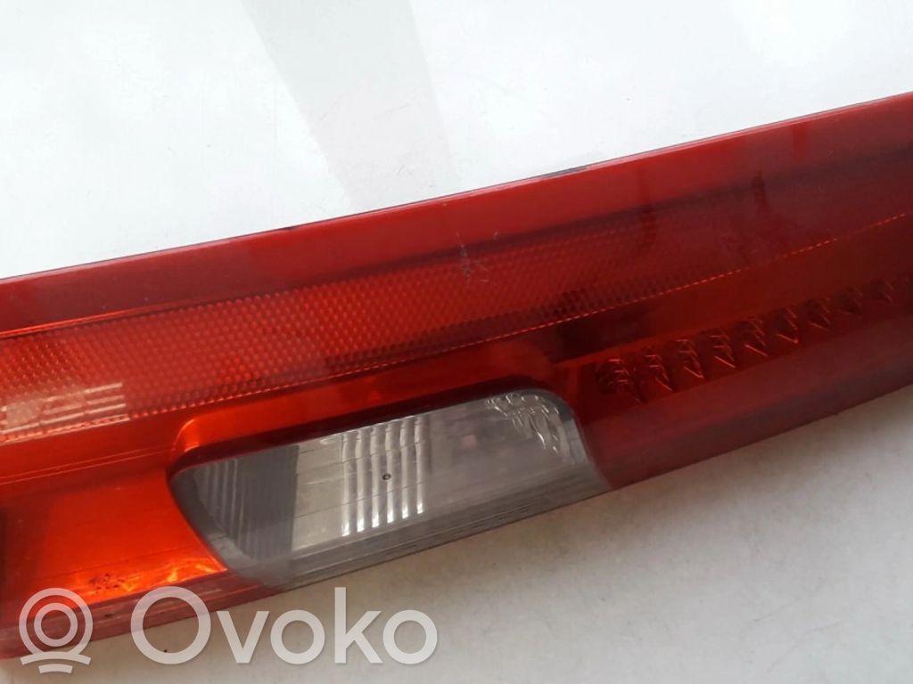 Luz trasera/de freno   160985,160985