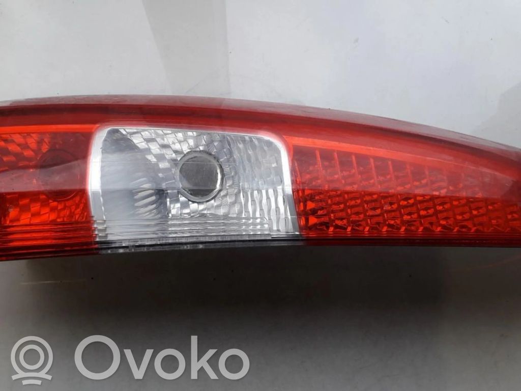 Luz trasera/de freno   160985,160985