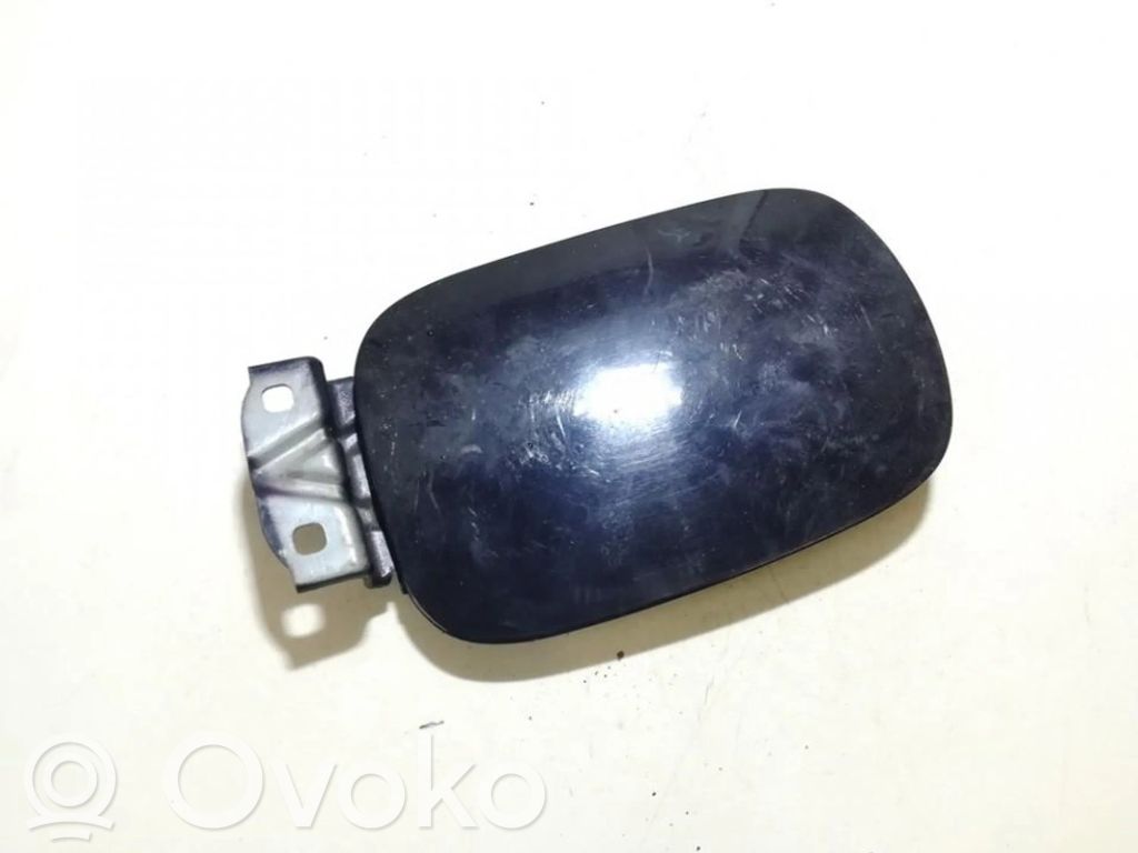 Volvo S40, V40 Polttoainesäiliön korkki
