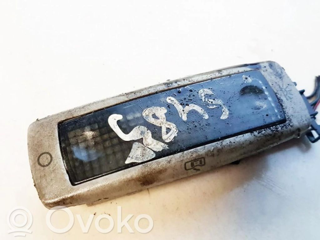 Volkswagen Golf IV Lampka podsufitki tylna