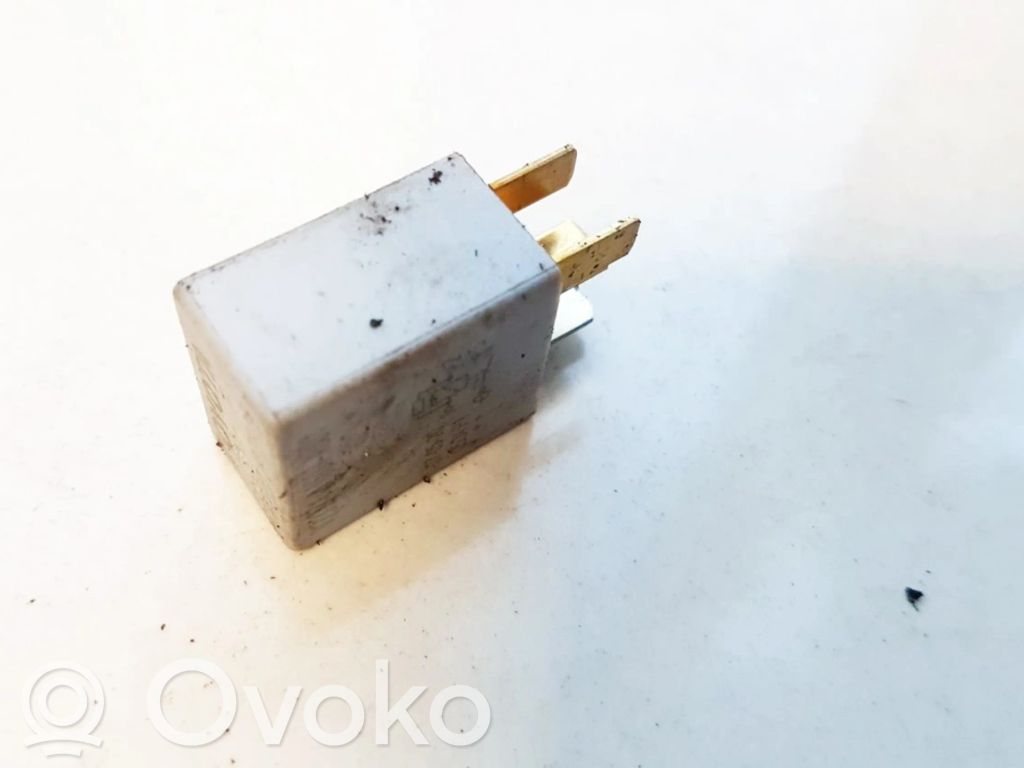 Toyota Corolla Verso AR10 Altri relè