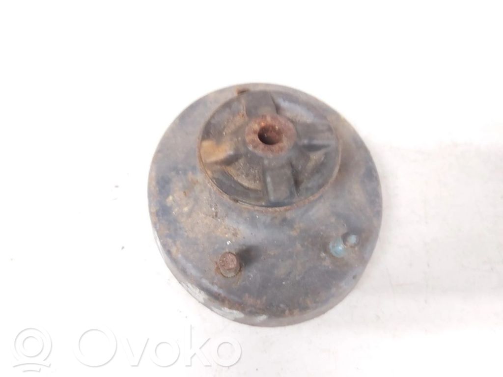 Ford Escort Coil spring mount 
