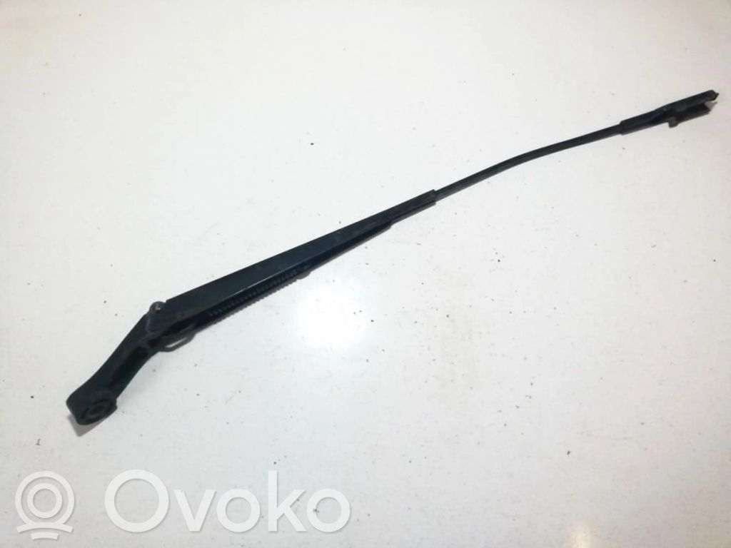 Opel Zafira B Wischerarm vorne 