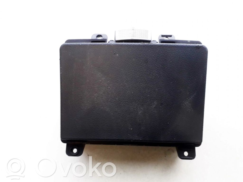 Opel Antara Handschuhfach 