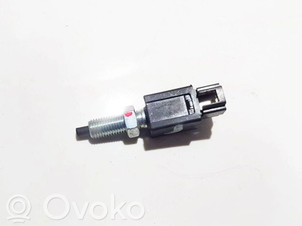Interruptor sensor del pedal de freno