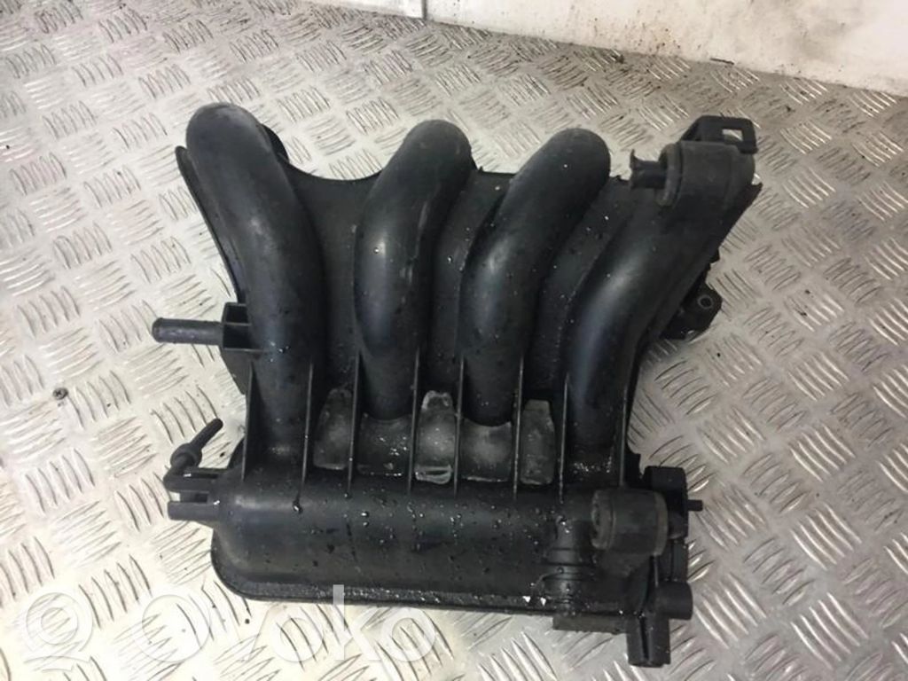 Mercedes-Benz A W168 Collettore di aspirazione 
