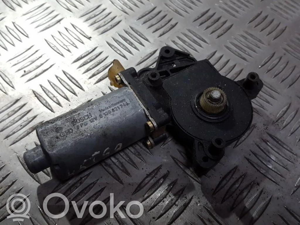Toyota Avensis T220 Motor macara geam ușă spate 