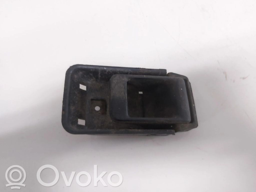Manecilla interna puerta trasera   A739,A739