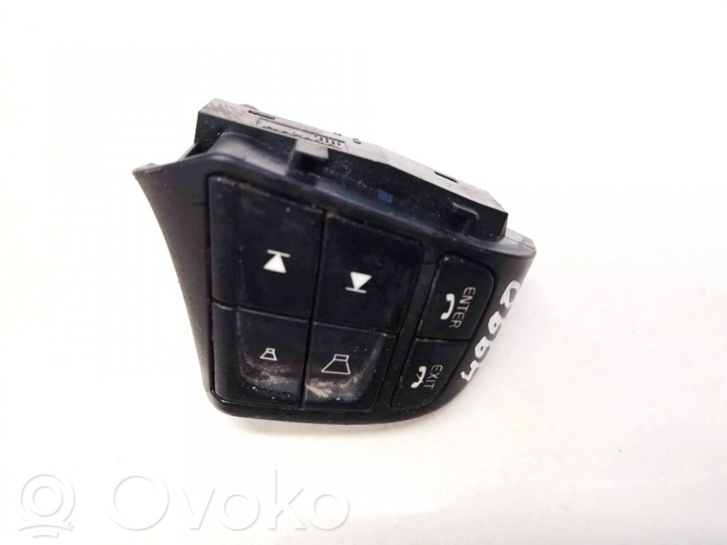 Volvo XC60 Butoane/comutatoare pe volan 