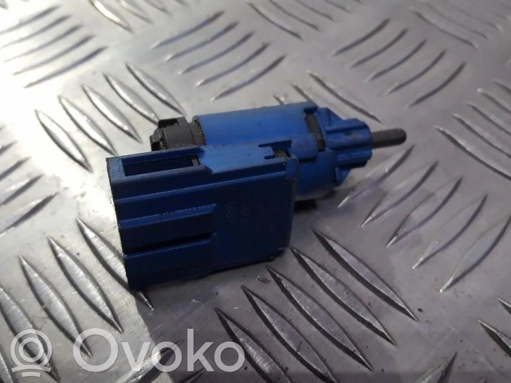 Volkswagen Golf IV Interruttore del pedale del freno