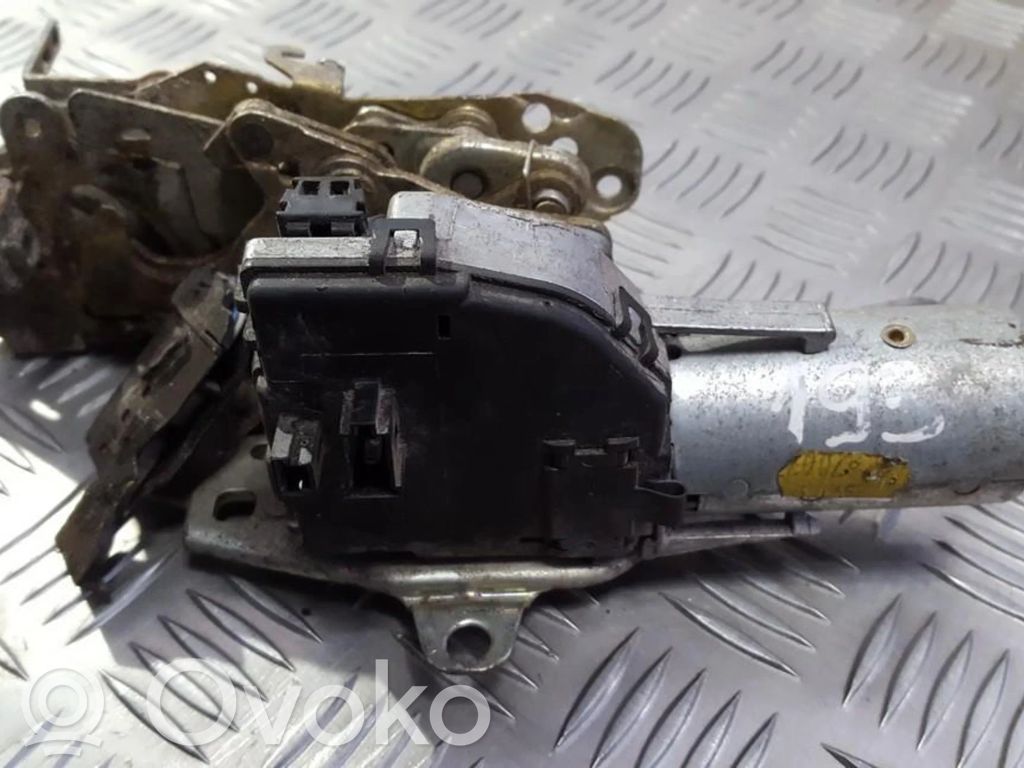 Mercedes-Benz E W210 Blocco/chiusura/serratura del portellone posteriore/bagagliaio 