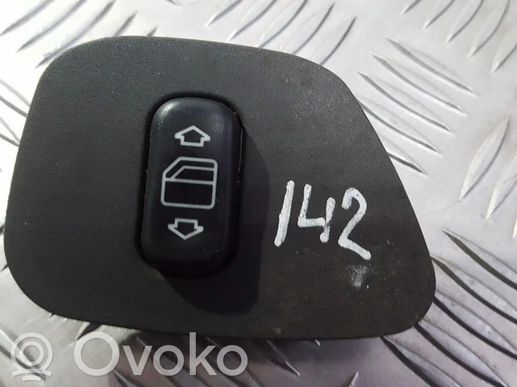 Mercedes-Benz E W210 Interruttore di controllo dell’alzacristalli elettrico 