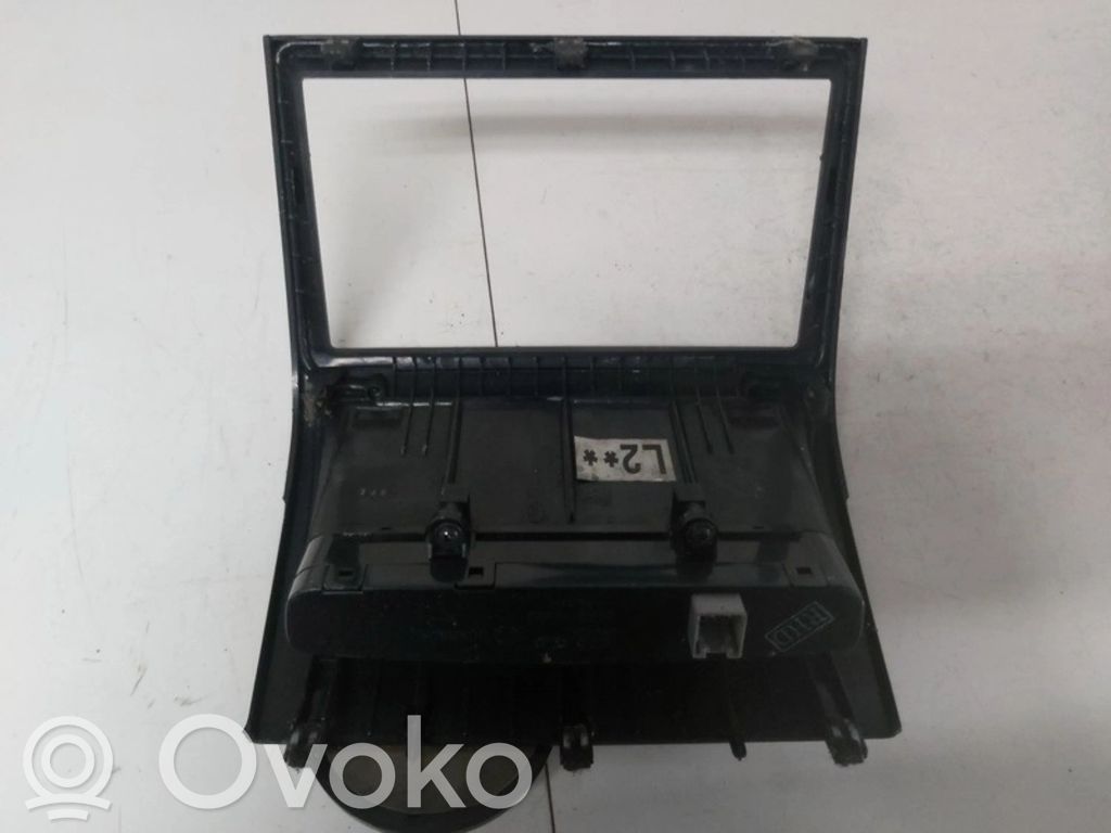 Toyota Previa (XR30, XR40) II Set cutie siguranțe 