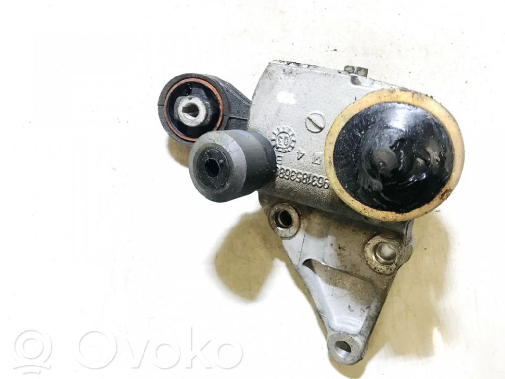 Citroen C5 Engine mount bracket 