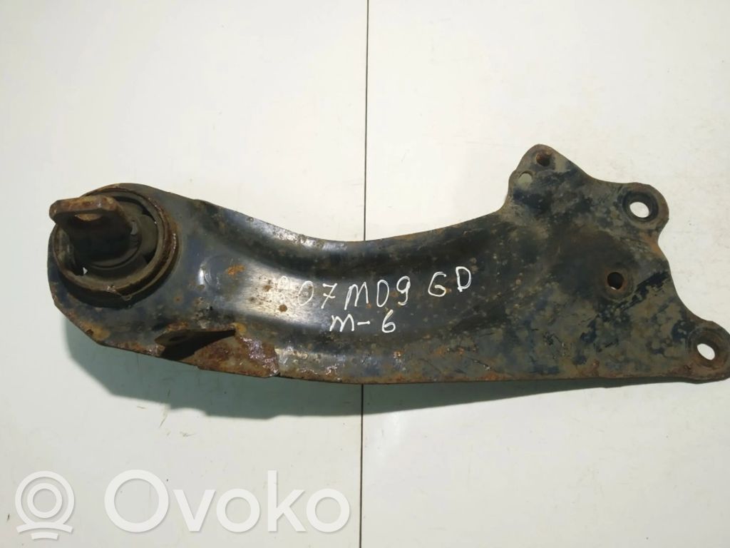 Rear upper control arm/wishbone