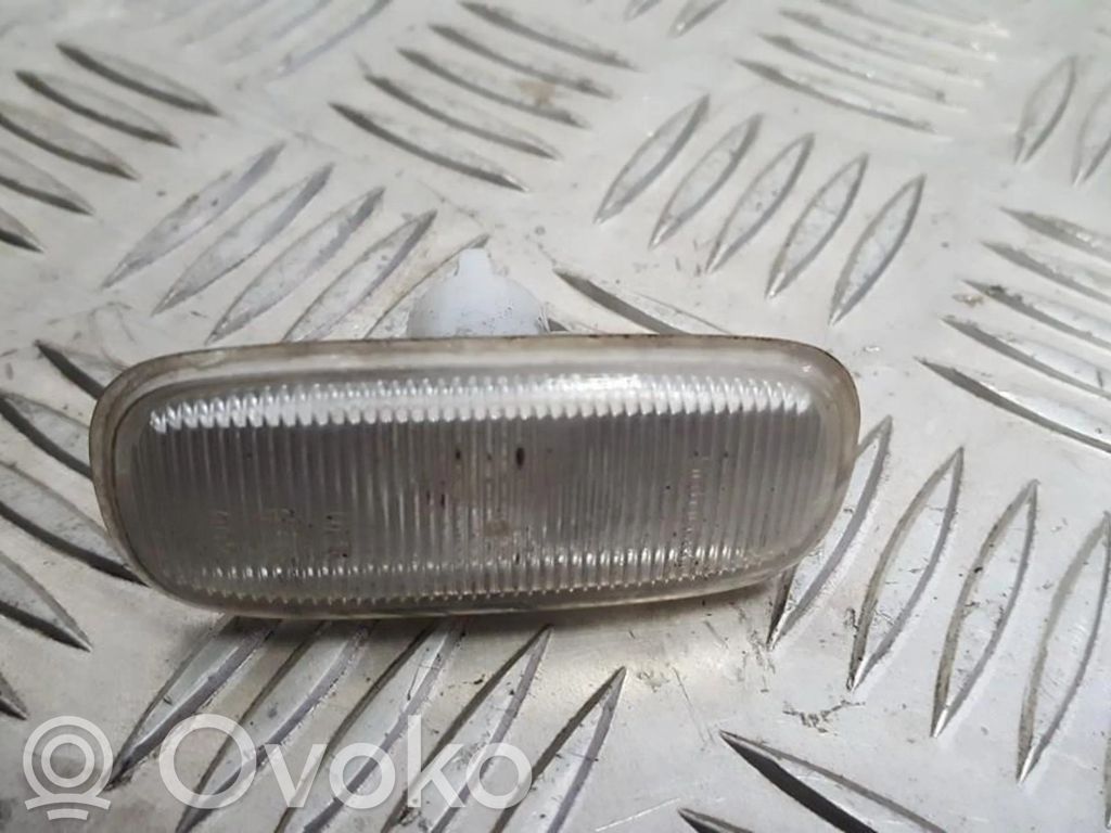 Audi A6 S6 C5 4B Seitenblinker 