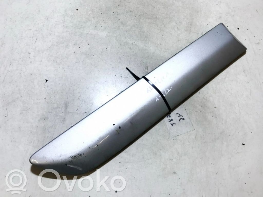 Nissan Almera N16 Listwa drzwi tylnych 