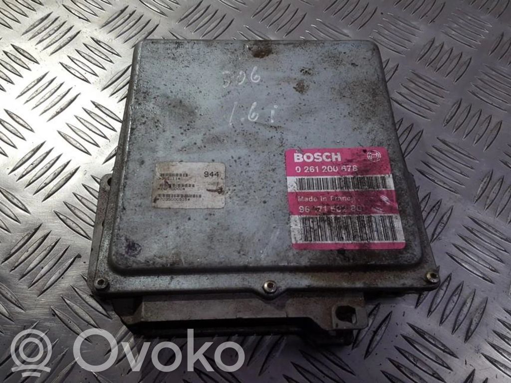 Peugeot 306 Moottorin ohjainlaite/moduuli 