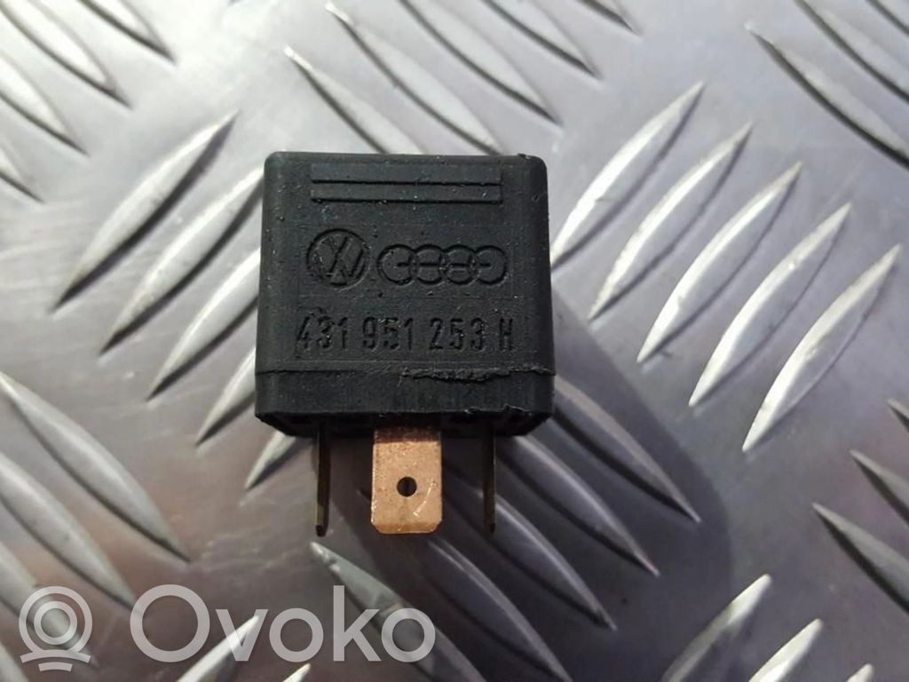 Audi 100 200 5000 C3 Alte relee