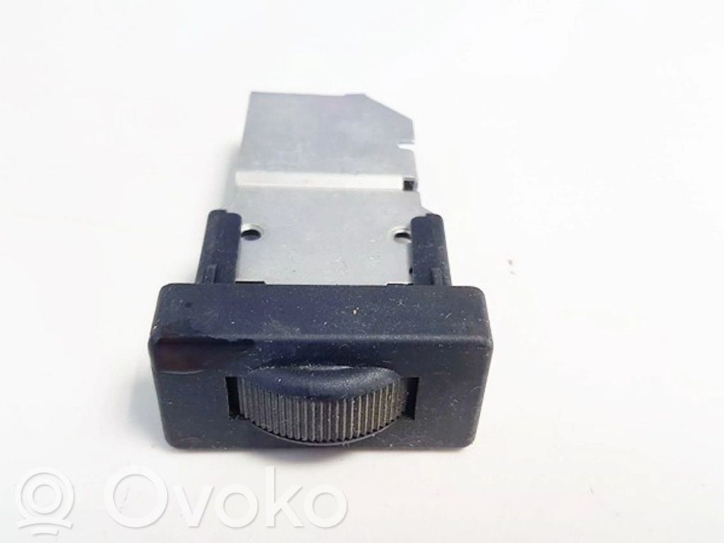 Bouton commande réglage hauteur de phares