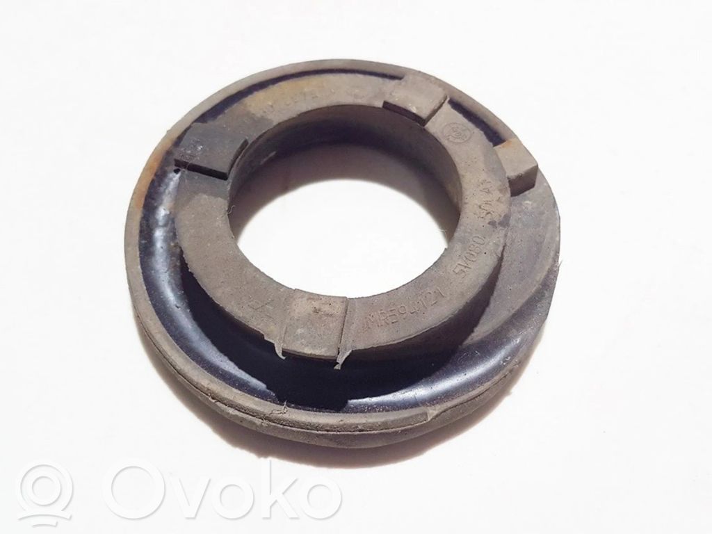Mitsubishi Colt Cauciuc flanșă arc față 