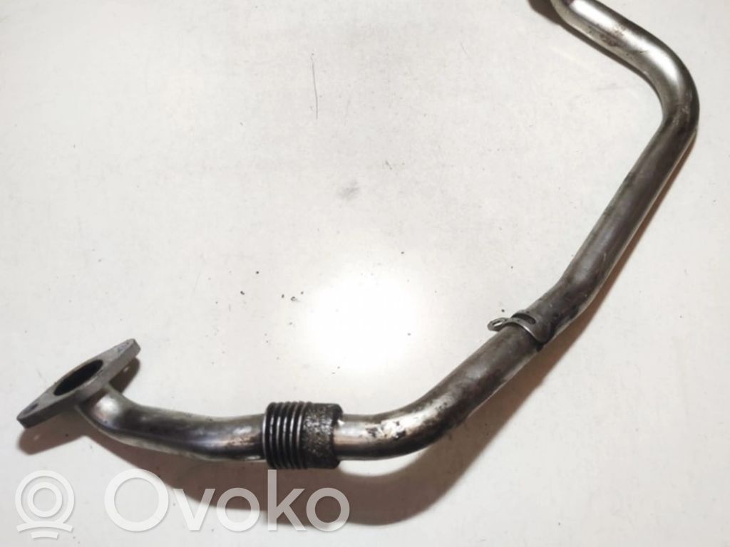 Volkswagen PASSAT B6 Przewód / Rura chłodnicy spalin EGR 