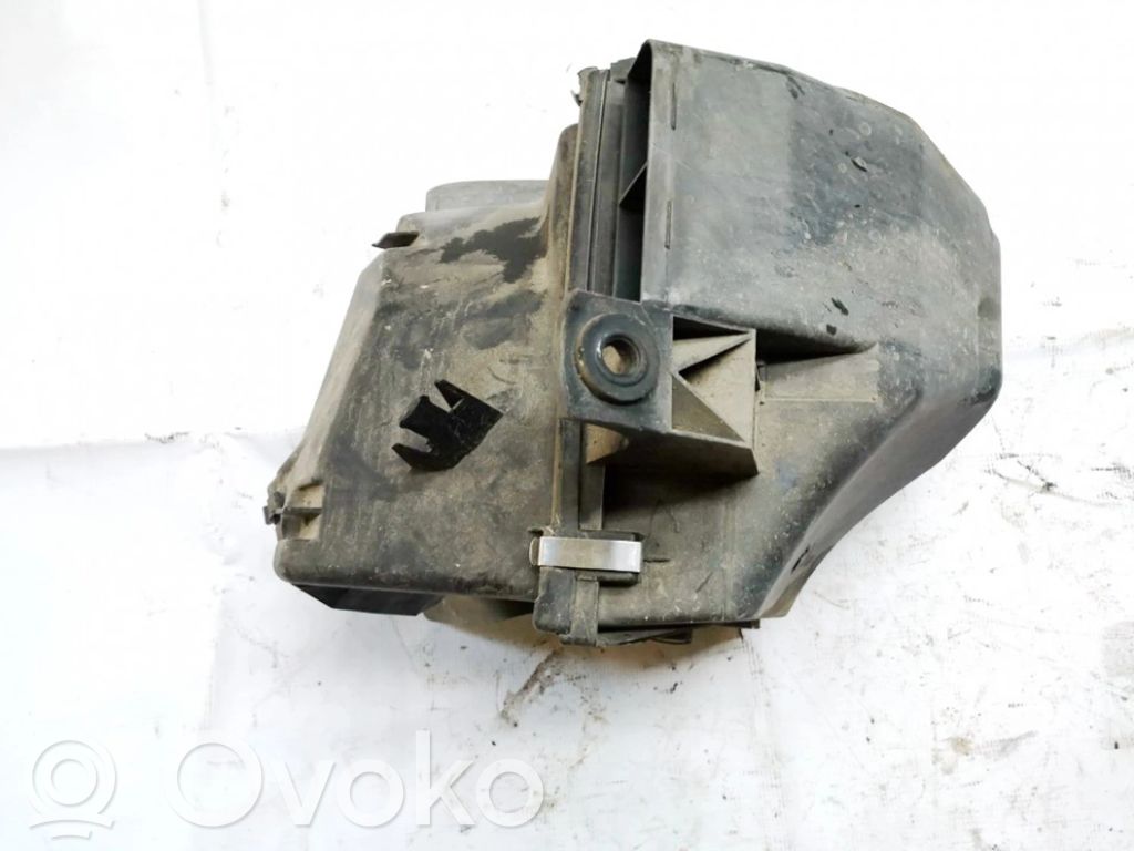 Audi A4 S4 B5 8D Cutie filtru aer 