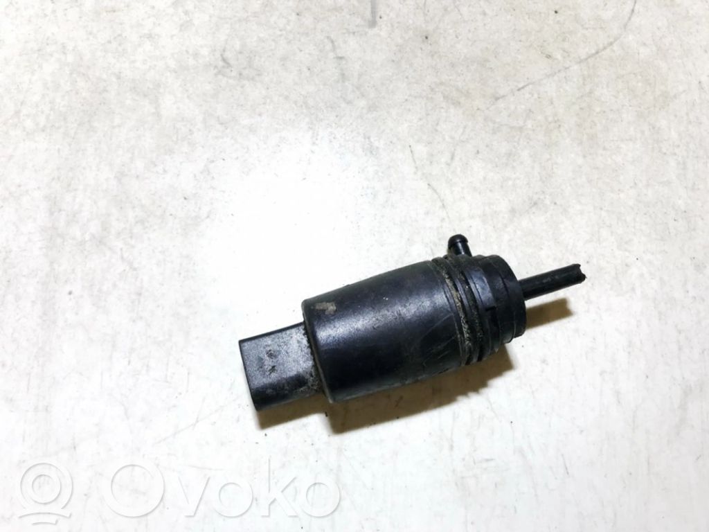 BMW 5 E39 Pompa lavavetri parabrezza/vetro frontale