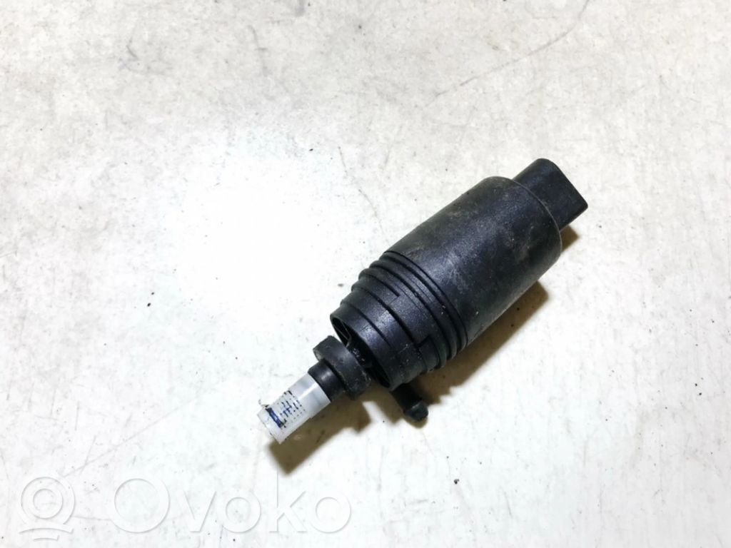 BMW 5 E39 Pompa lavavetri parabrezza/vetro frontale