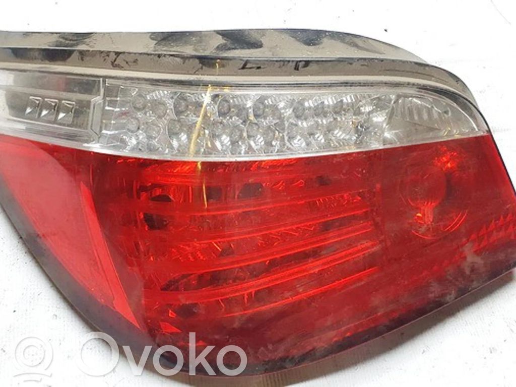 Rear/tail lights