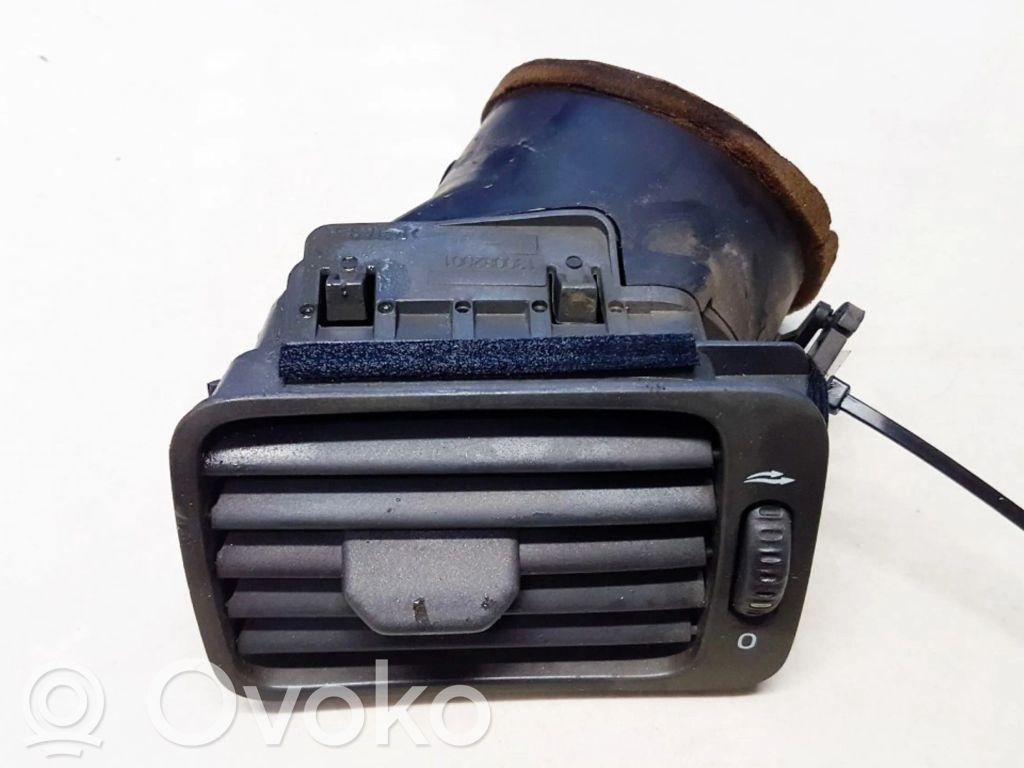 Volvo S80 Rejilla de ventilación central del panel 