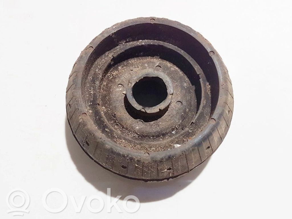Ford Fiesta Coil spring mount 